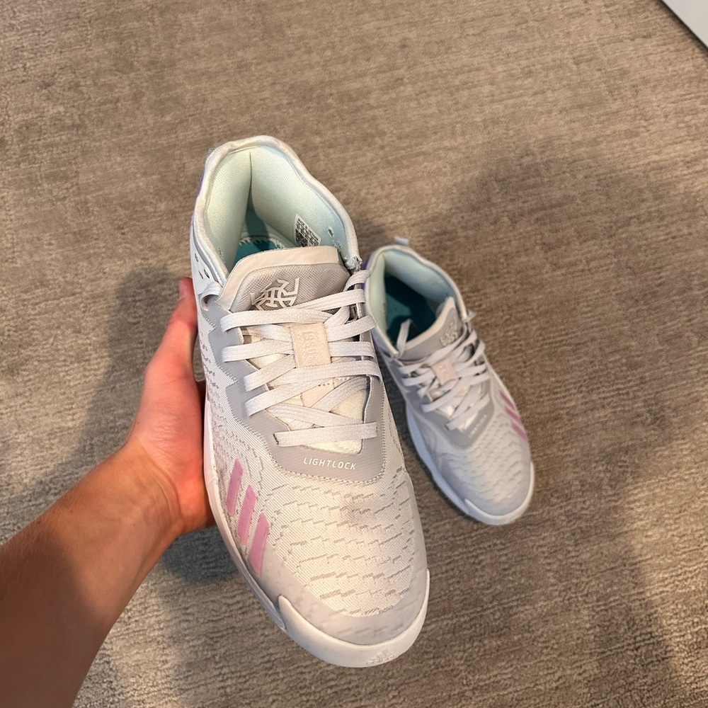 Donovan Mitchell Issue 4 Size 11 - image 2